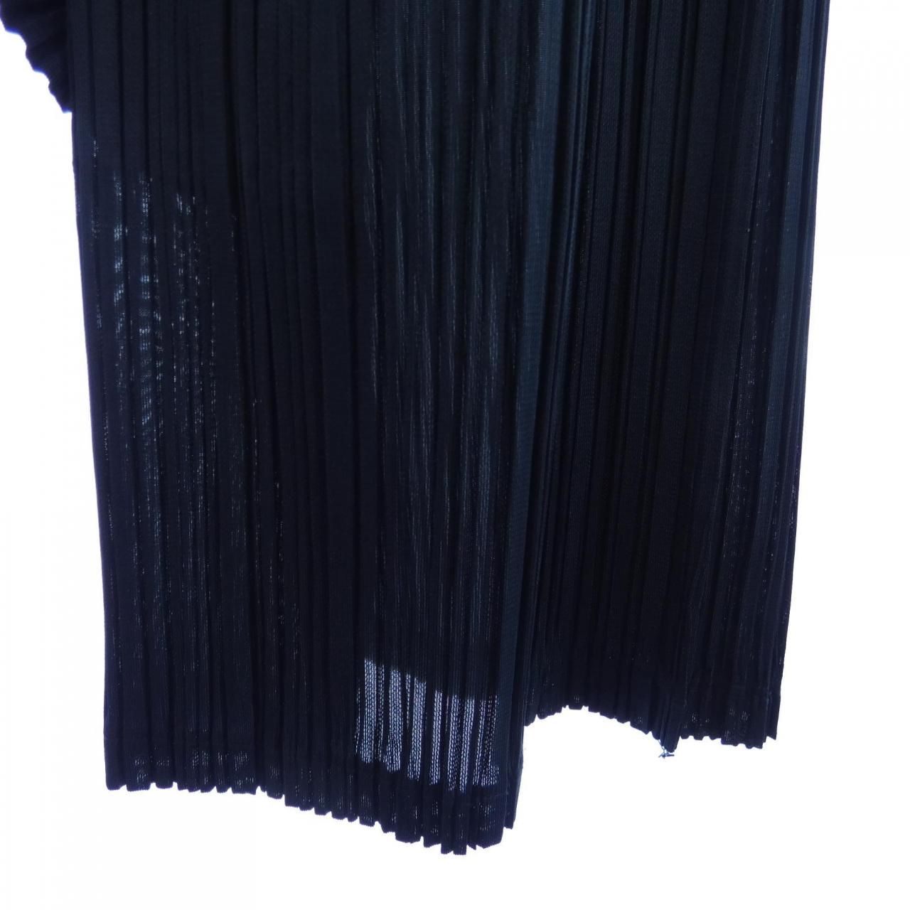 プリーツプリーズ PLEATS