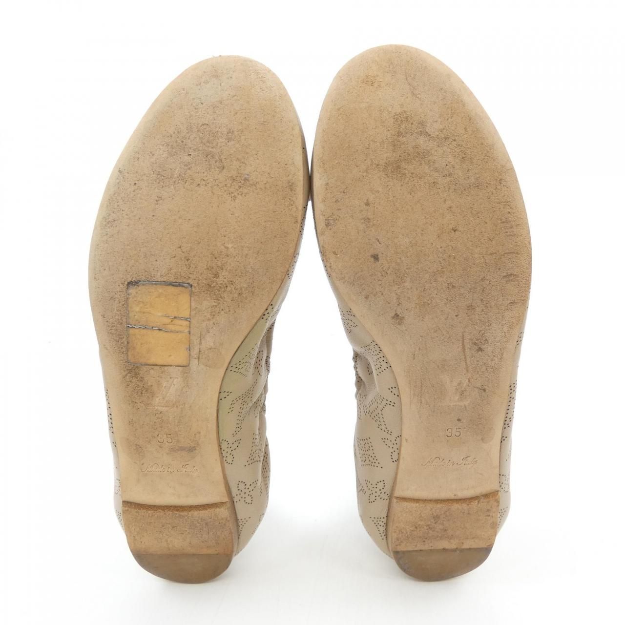 VUITTON フラットシューズ