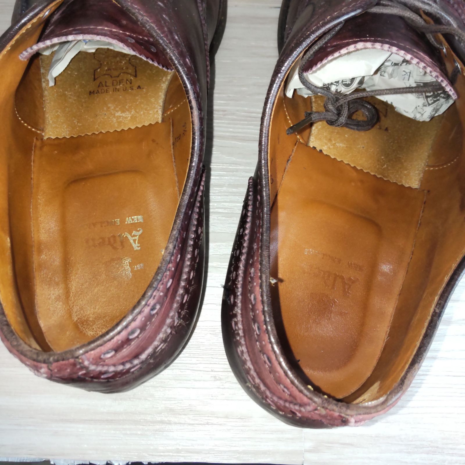  ALDEN 908 オールデン メダリオン CAP TOE チップ Medallion Tip Bal Calfskin カーフスキン バーガンディ ドレス ビジネスシューズ ブーツ 革靴