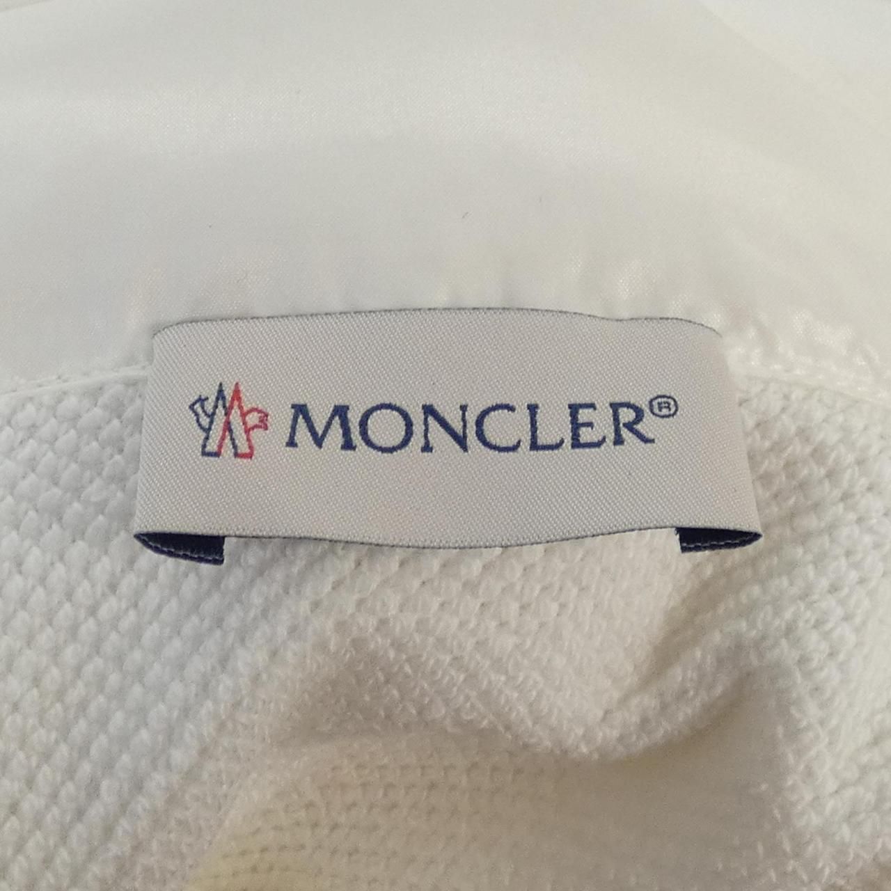 モンクレール MONCLER