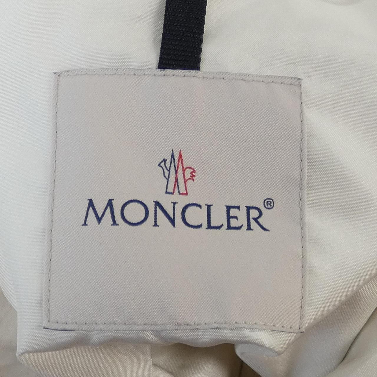 モンクレール MONCLER