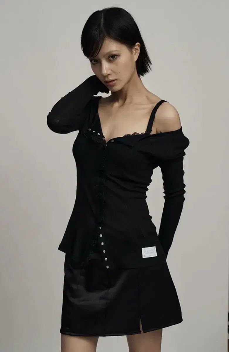 イッリカッフェ ブラック レーストリム カーディガン Black lace trim