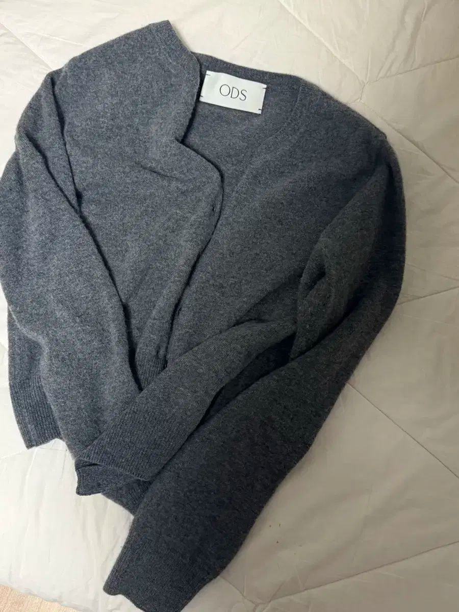 ODS ウール カーディガン チャコール 一回着用