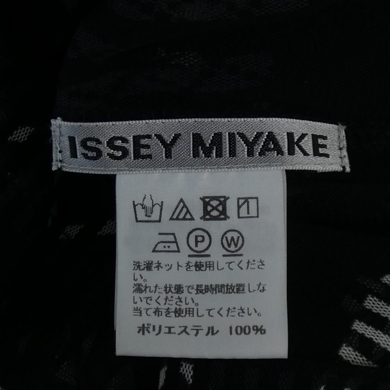 イッセイミヤケ ISSEY