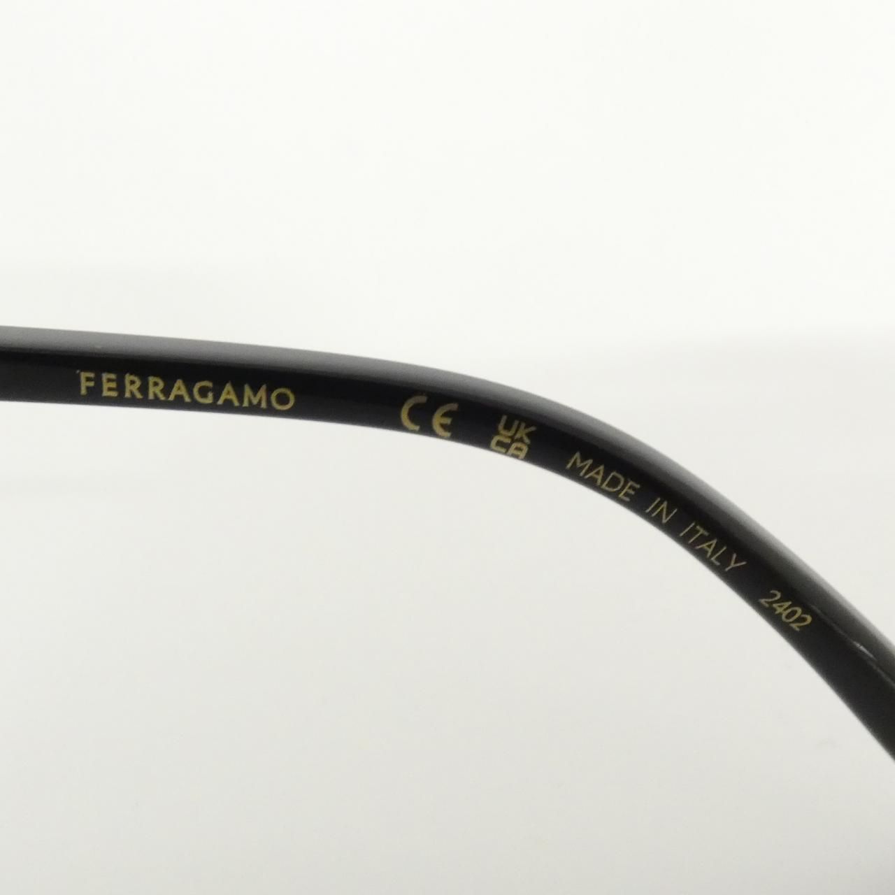 サルヴァトーレフェラガモ SF314SLB