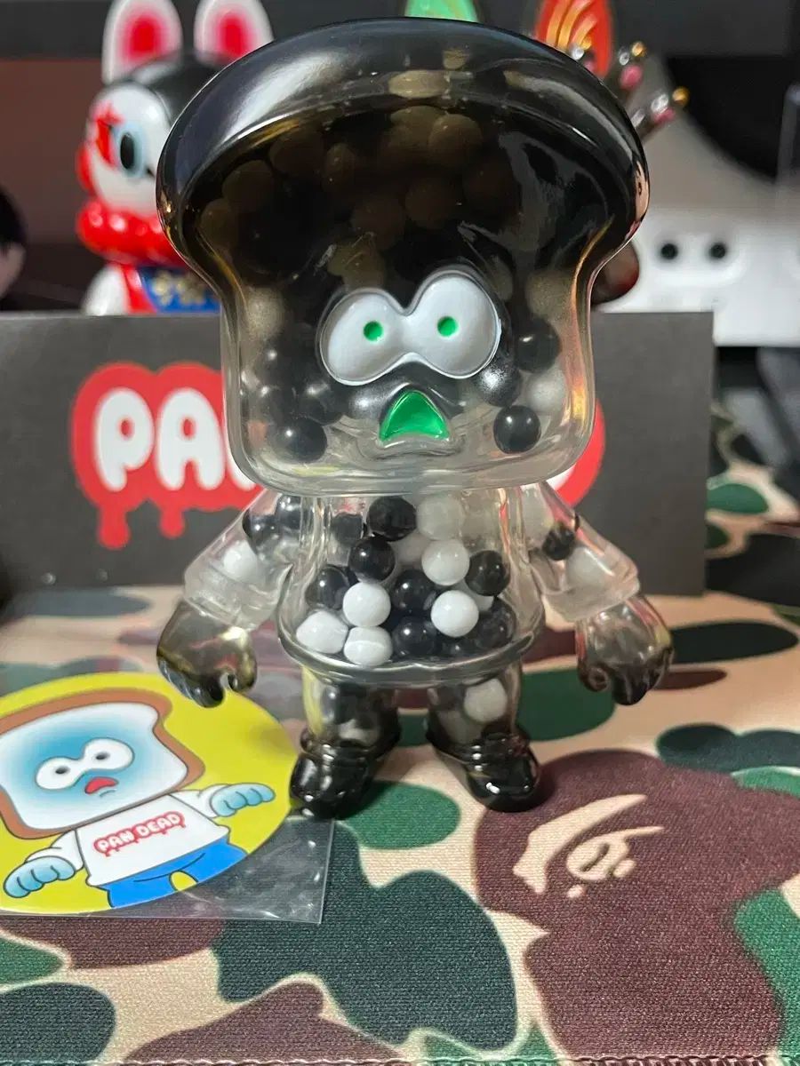 アートトイ HUMAN MADE ロボット ソフトビニール 版 デッド