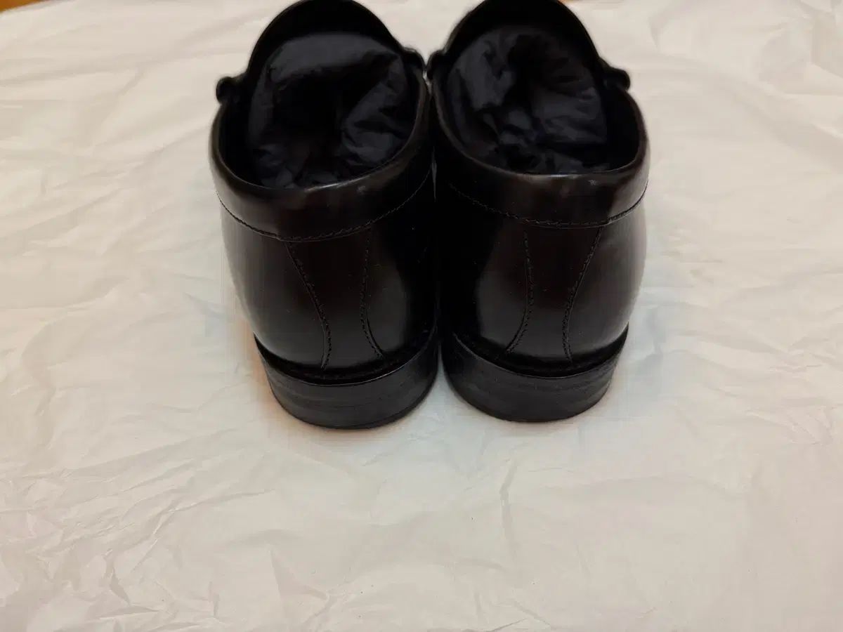 ルーコ ローファー