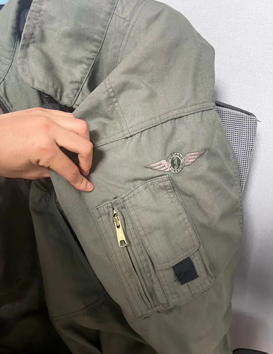 ムートンサバイバル ドライスーツ 作業着