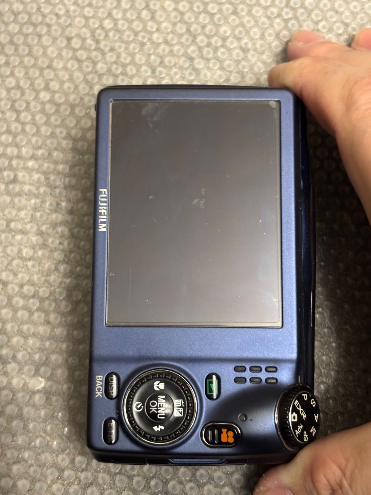 男性的な FUJIFILM F900EXR 1161