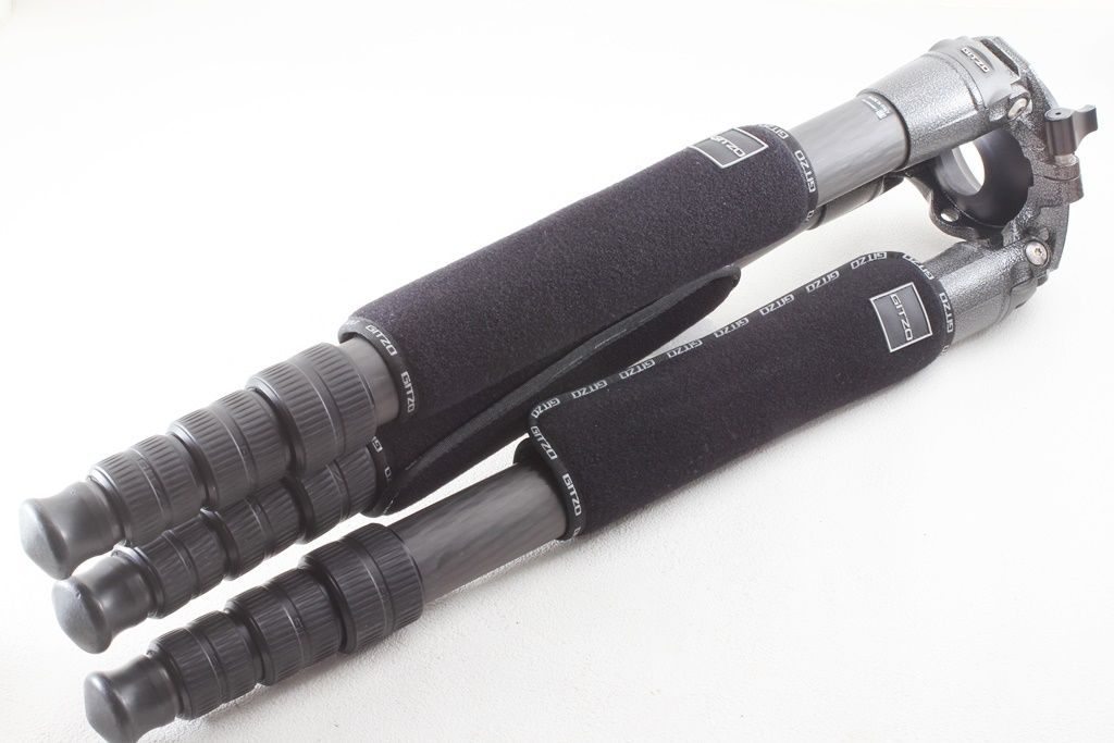 上品 GITZO ジッツオ GT5542LS システマティックカーボン 三脚 5型 4段 ロング