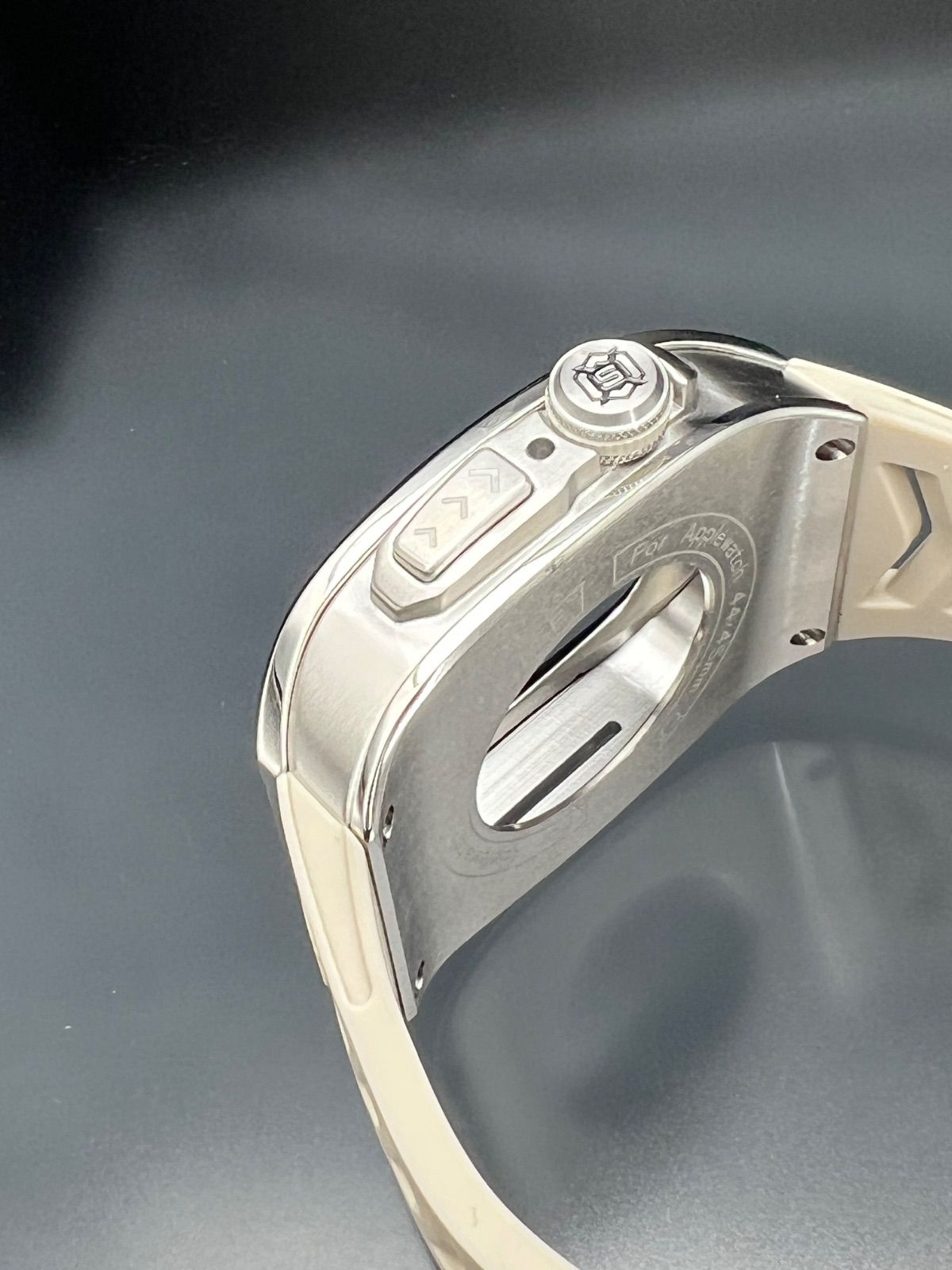 ステンレスケース