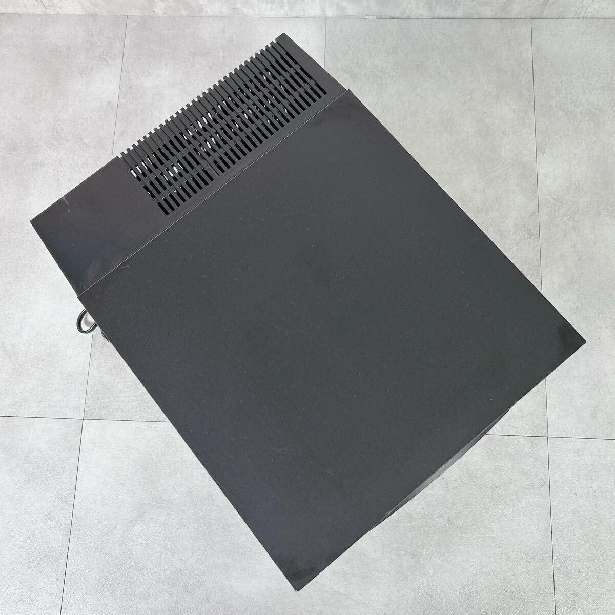 サブウーハー 黒