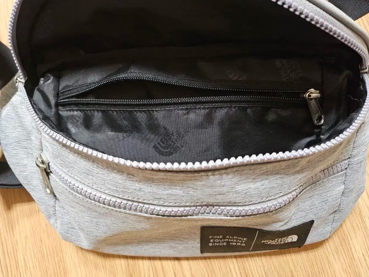 ヒップバッグ スリングバック 4種