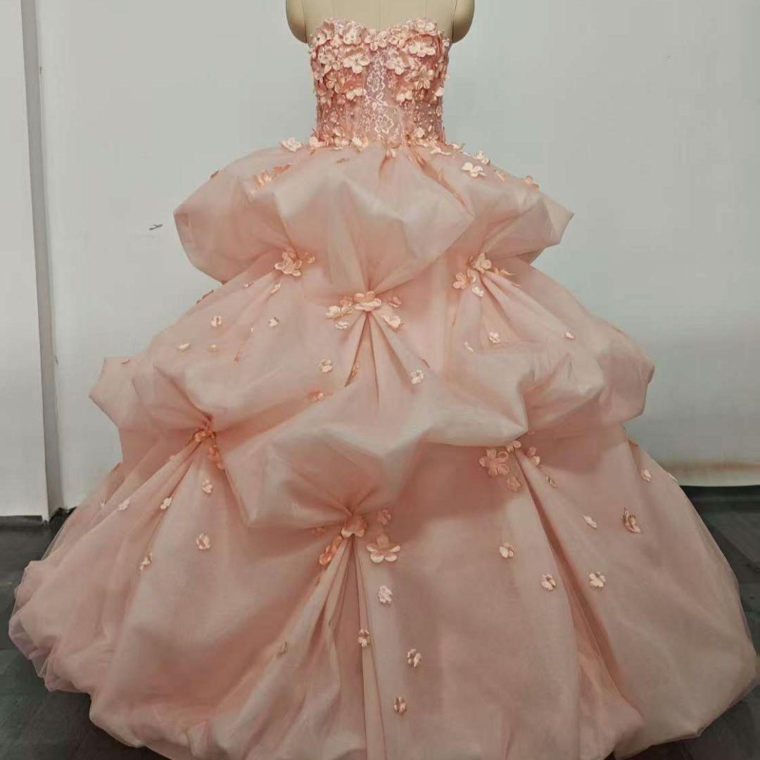 ️甘く可愛いピンクフラワーデザインのプリンセスドレス