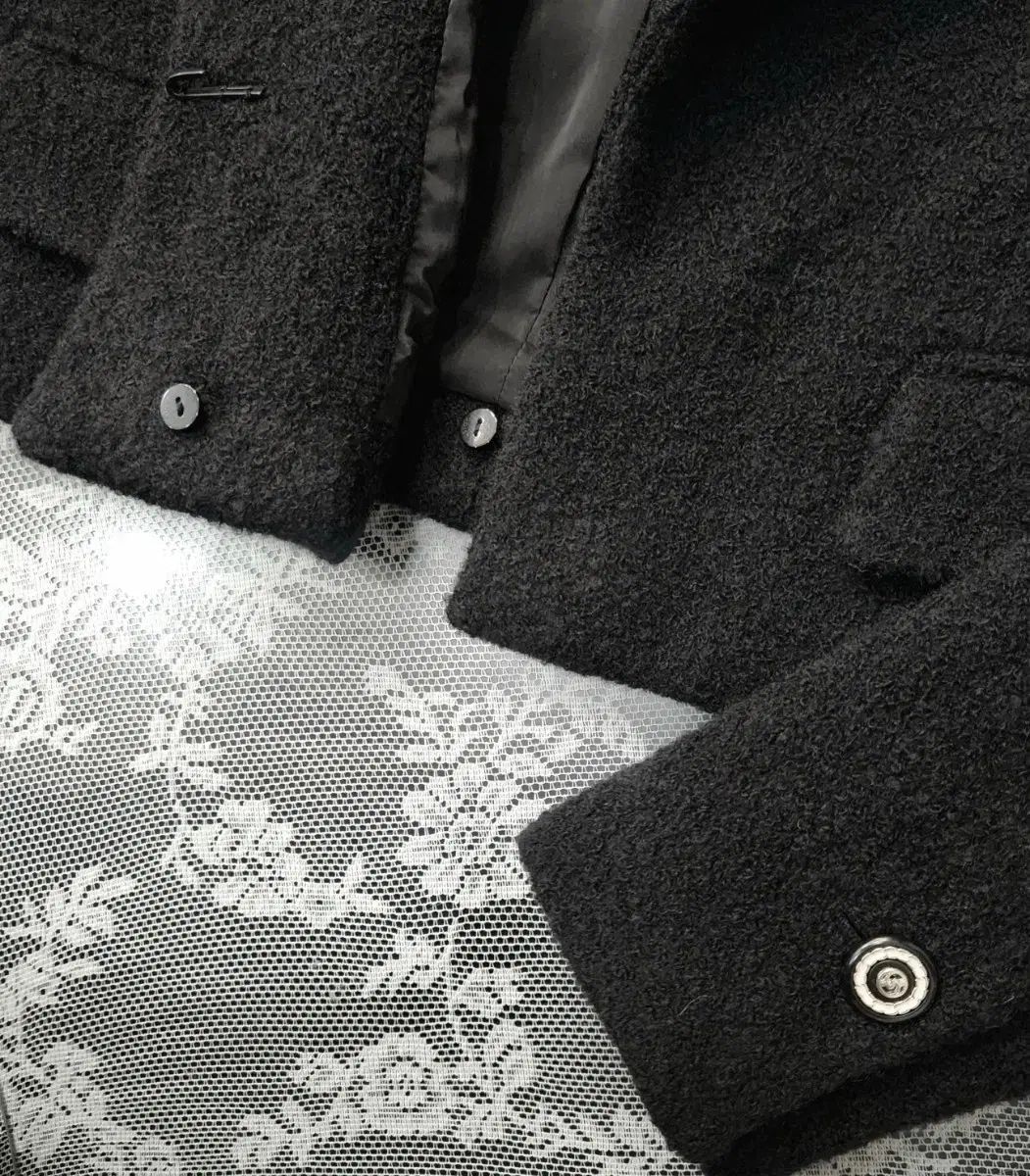 クロップドジャケット