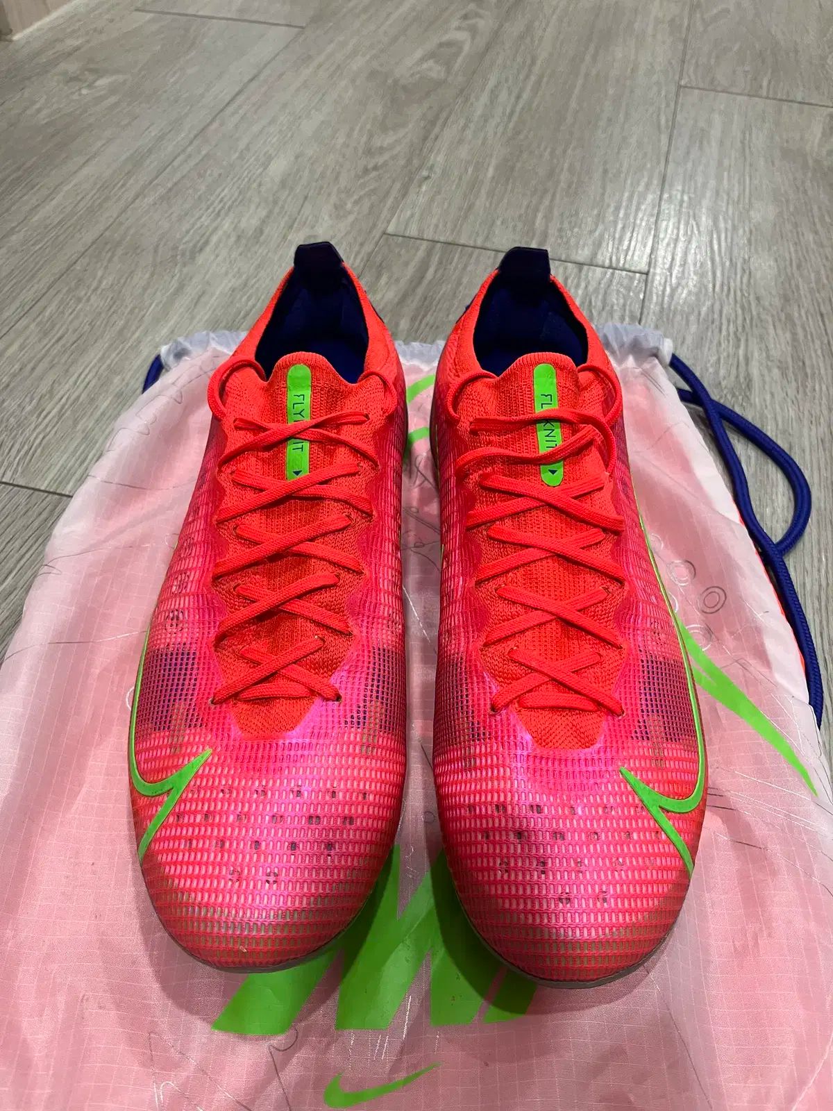 ナイキ マーキュリアル ヴェイパー14 エリート HG 280 サッカーシューズ