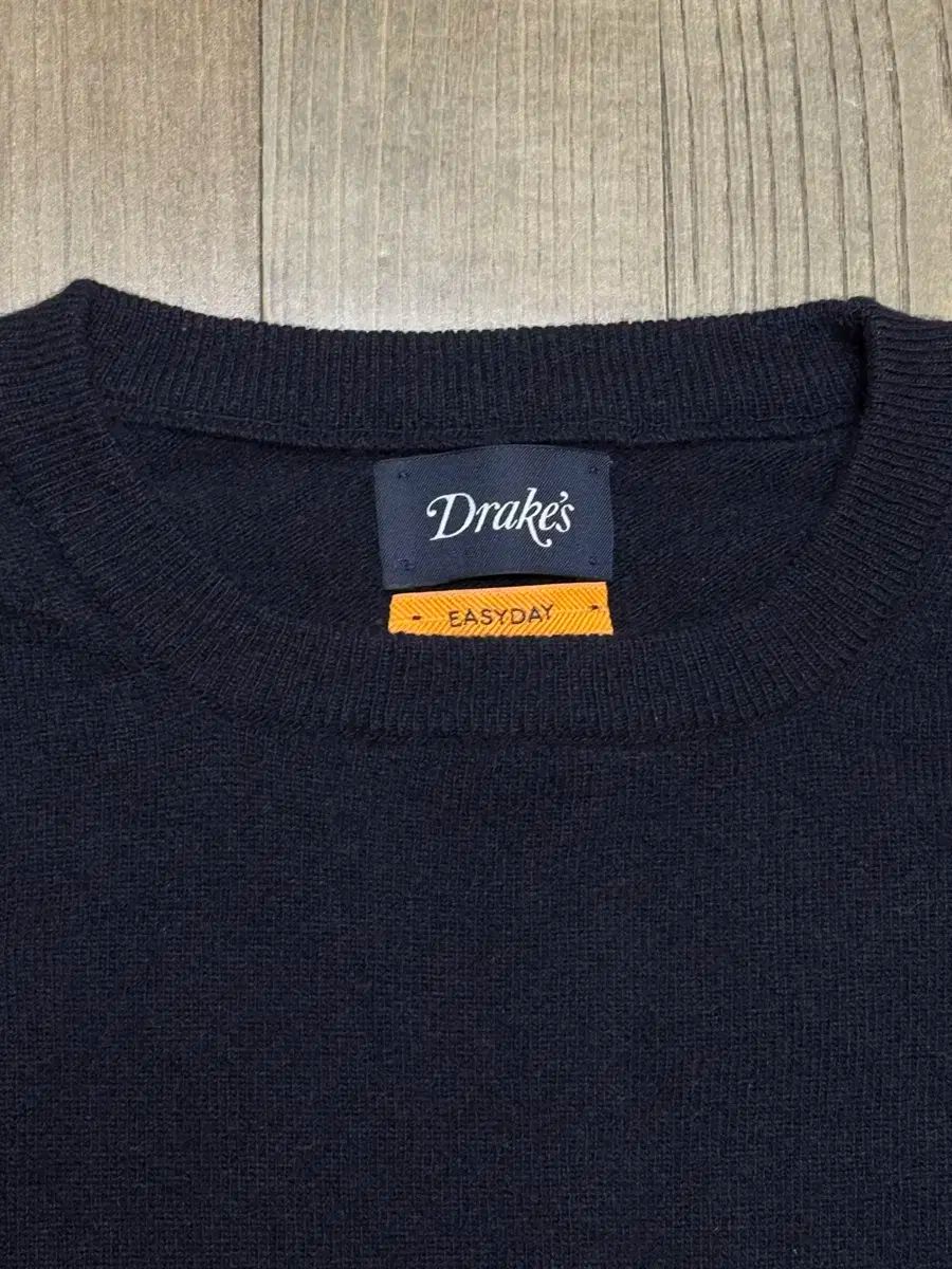 ドレイクス イージーデイ ラムウール ニット