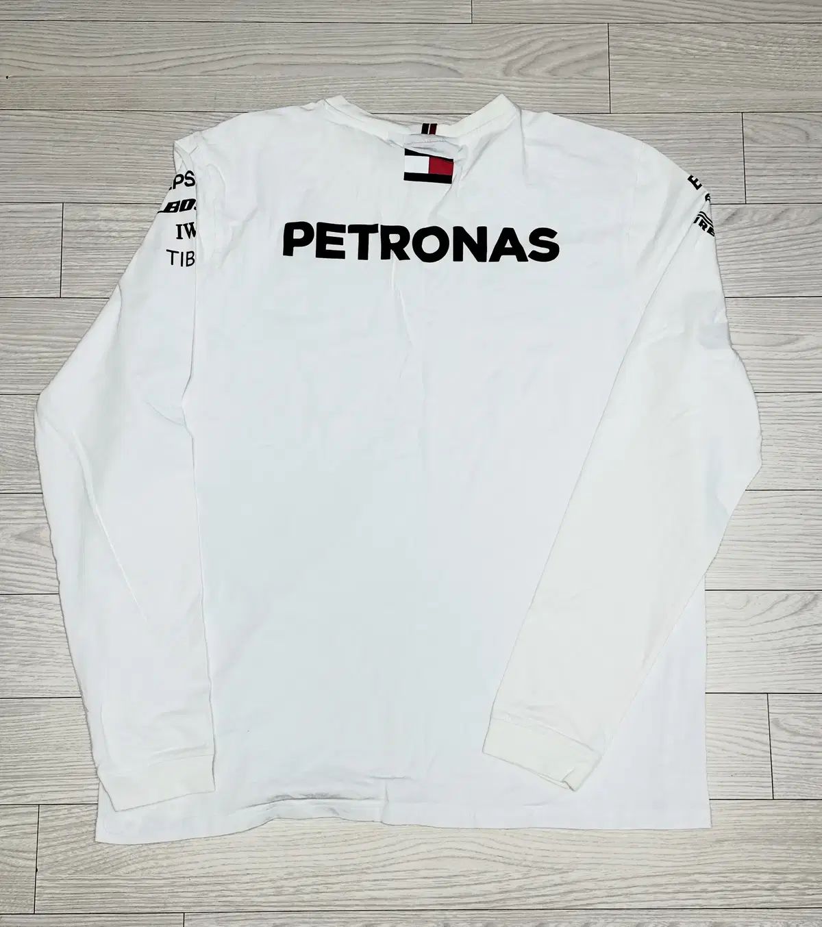 F1 メルセデスAMG ロングスリーブ XL サイズ Tシャツ トミーヒルフィガー