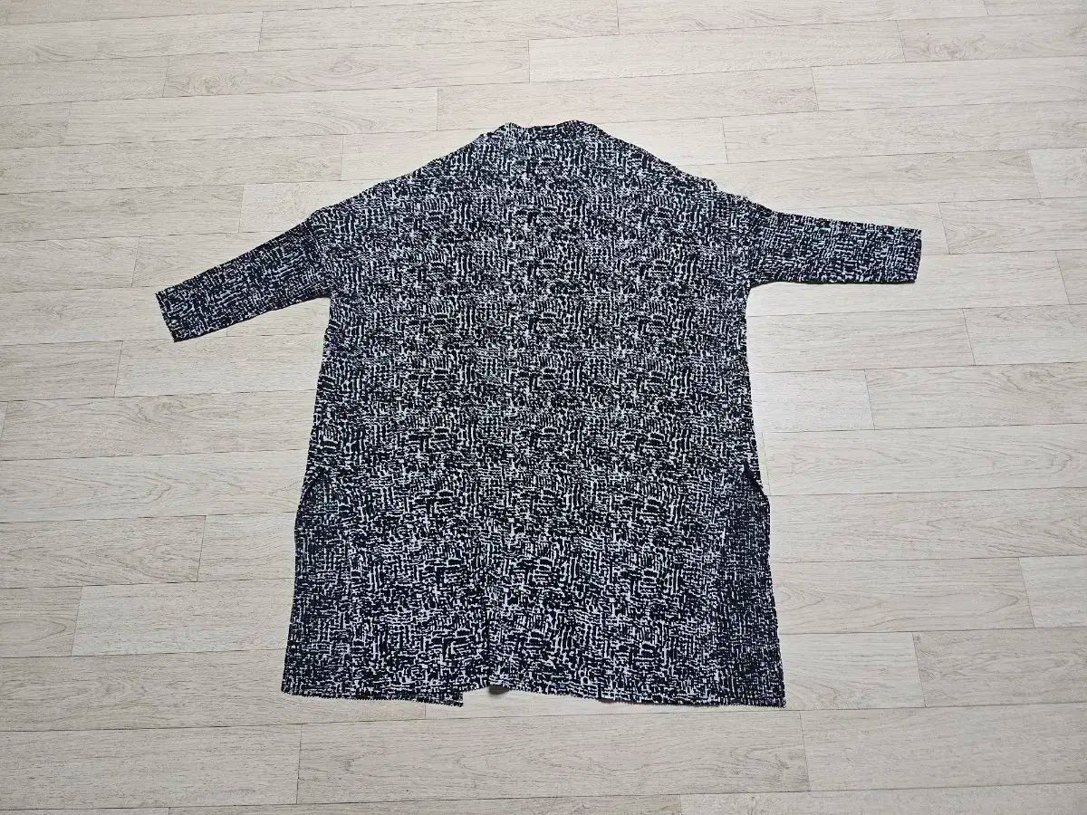 スパッツィオ プリーツ ロング カーディガン