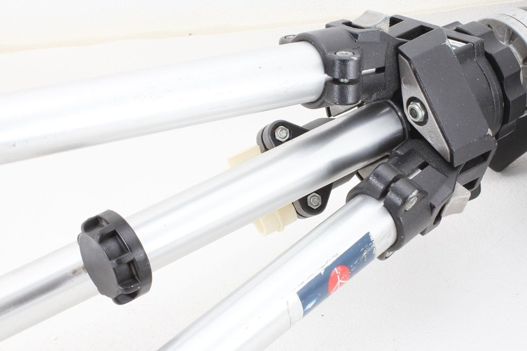  Manfrotto マンフロット 三脚 ＃055 C 雲台 三脚 カメラアクセサリー