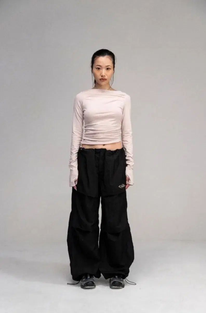 プリーズノーフォロー ビビ エンブレム ナイロン パンツ