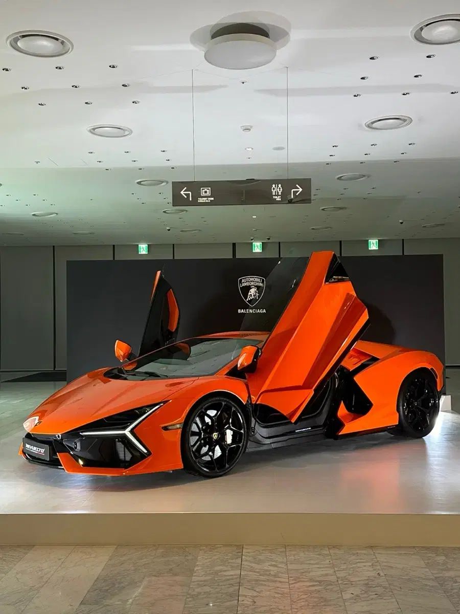 バレンシアガ ランボルギーニ パンツ