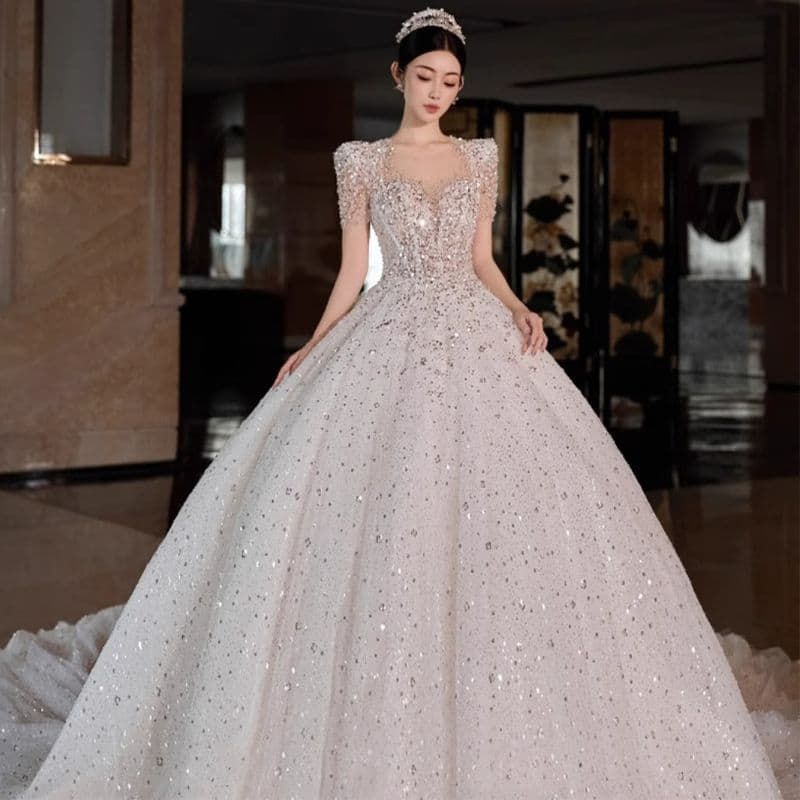 ️光を纏う豪華ビジューボリュームドレス ️ウェディングドレス 前撮り