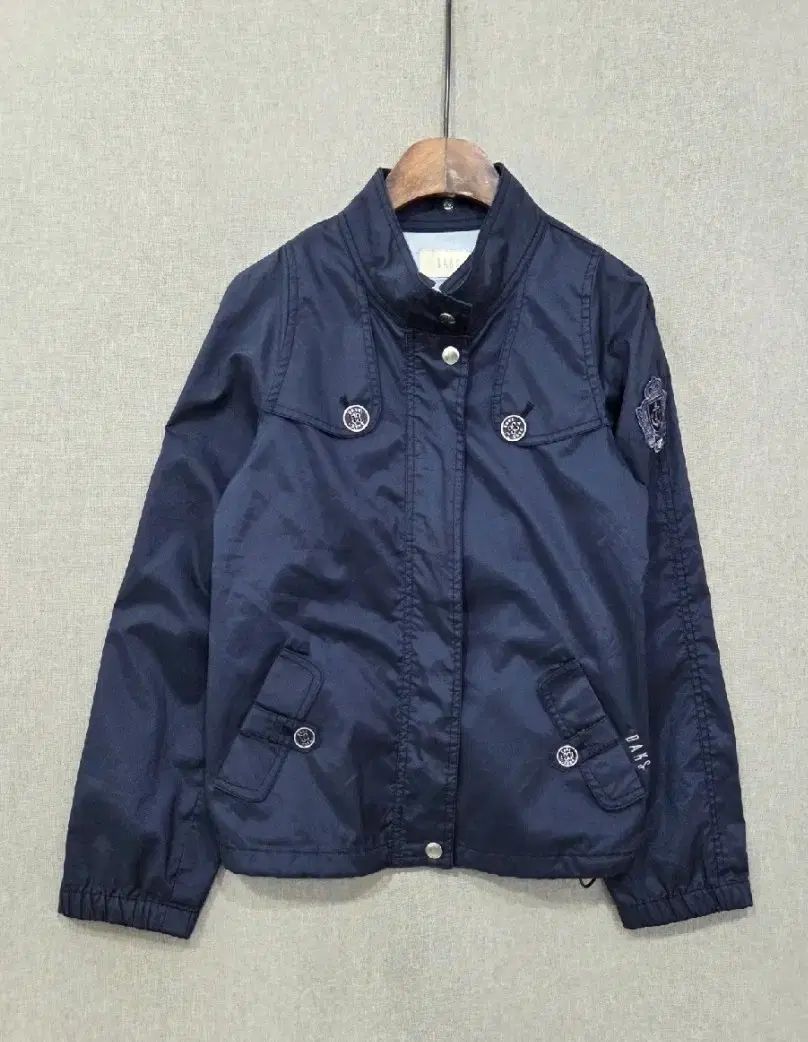 ライブオン 第2弾セミコンプ各4枚セット（欠け有り。商品説明必読） ライブオン 第2弾セミコンプ各4枚セット（欠け有り。商品説明必読） ライブ