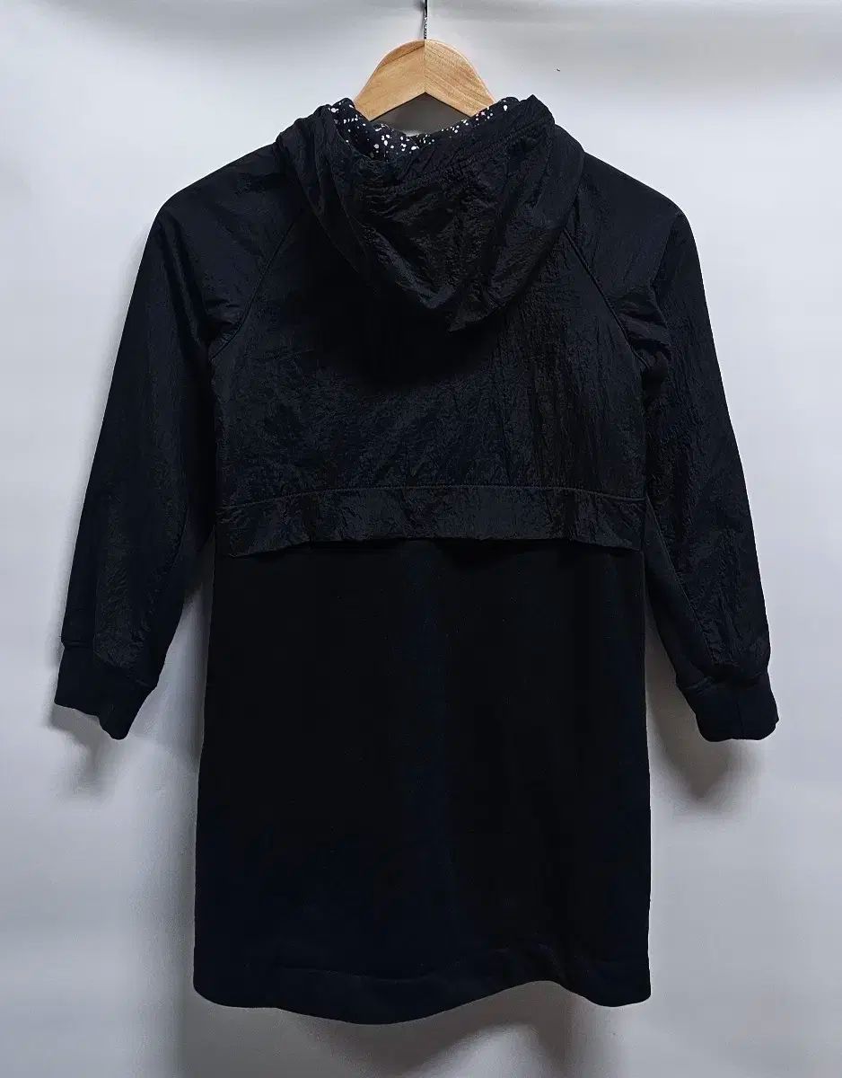 ナイキ キッズ NIKE ジャケット ジュニア スポーツウェア 新品 定価13200円 140㎝ シンセティックフィル シンセティック NY ガールズ NSW カプセルジャケット 140〜150