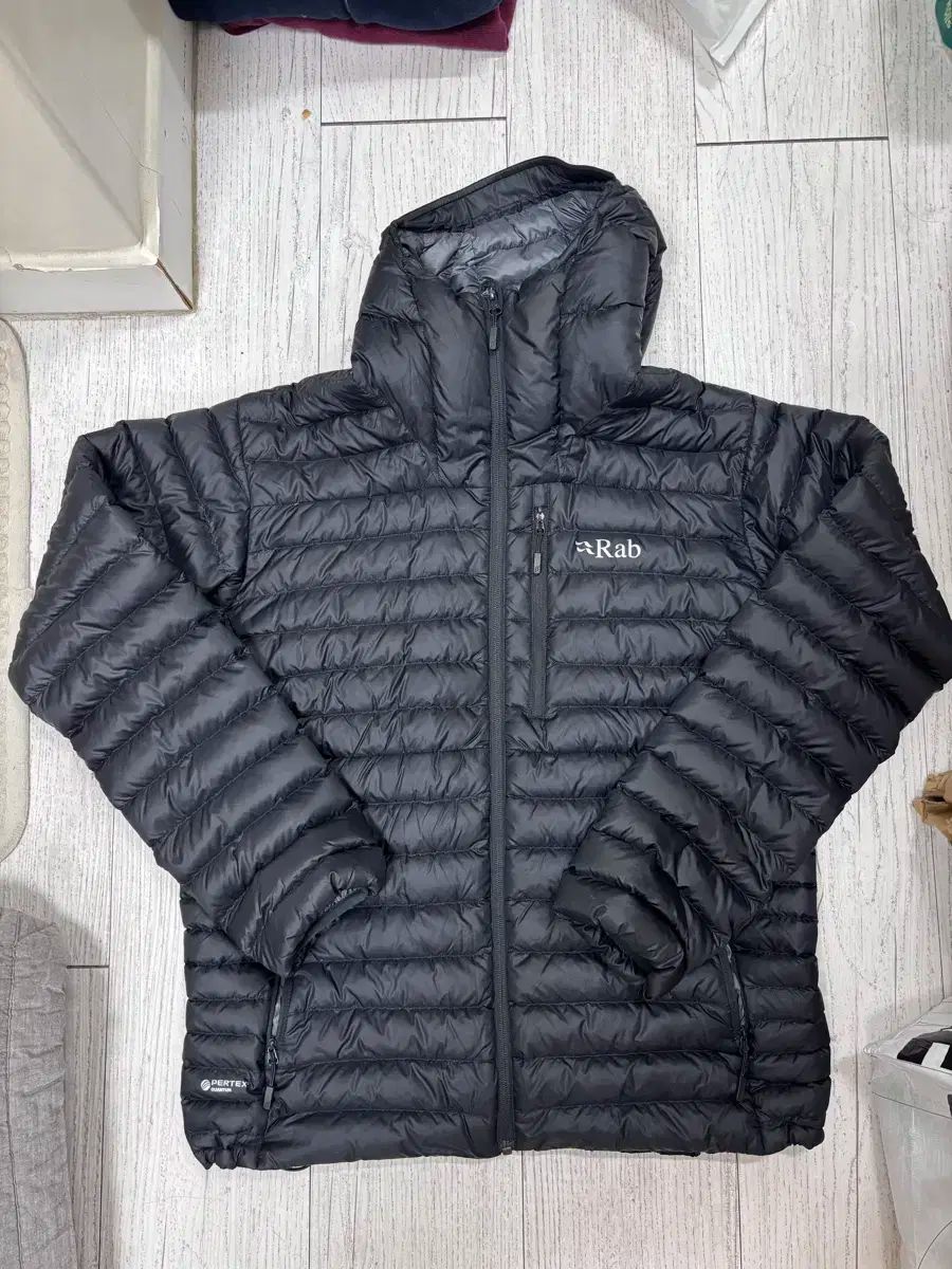 Rab ラブ アルパイン ダウン ブラック L