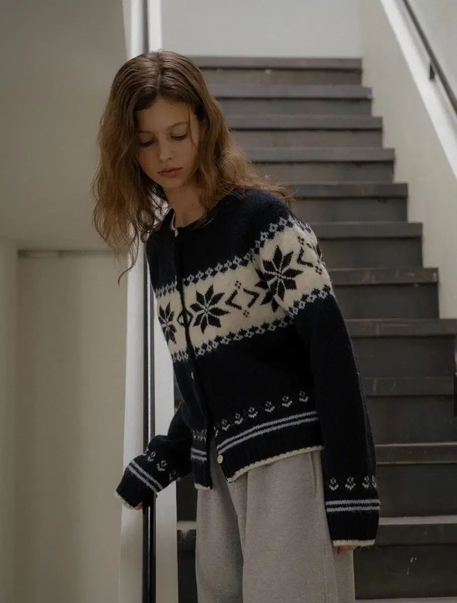 TILL I DIE Snowflake wool blended cardigan