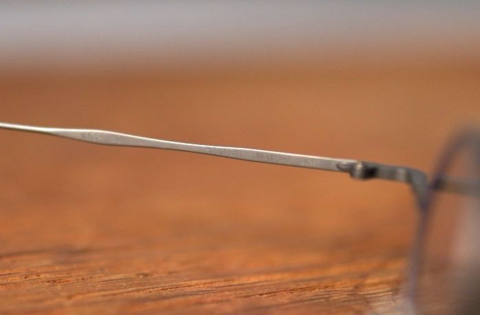 チタンフレームラウンドアイウェア