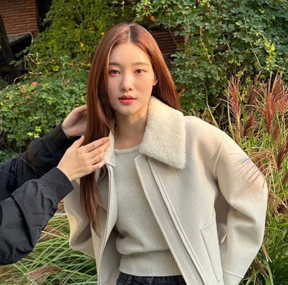 on-on オンアンドオン ファー KARA カラ ハンドメイド アウター エクリュ ベージュ 55 サイズ