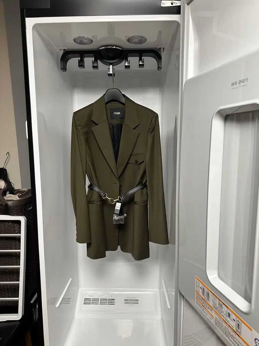 マージュ カーキ ジャケット 55程度 タグ付き