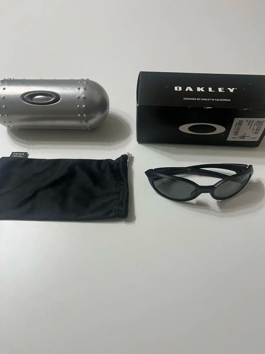 オークリー アイジャケット REDUX メタル ケース 含む
