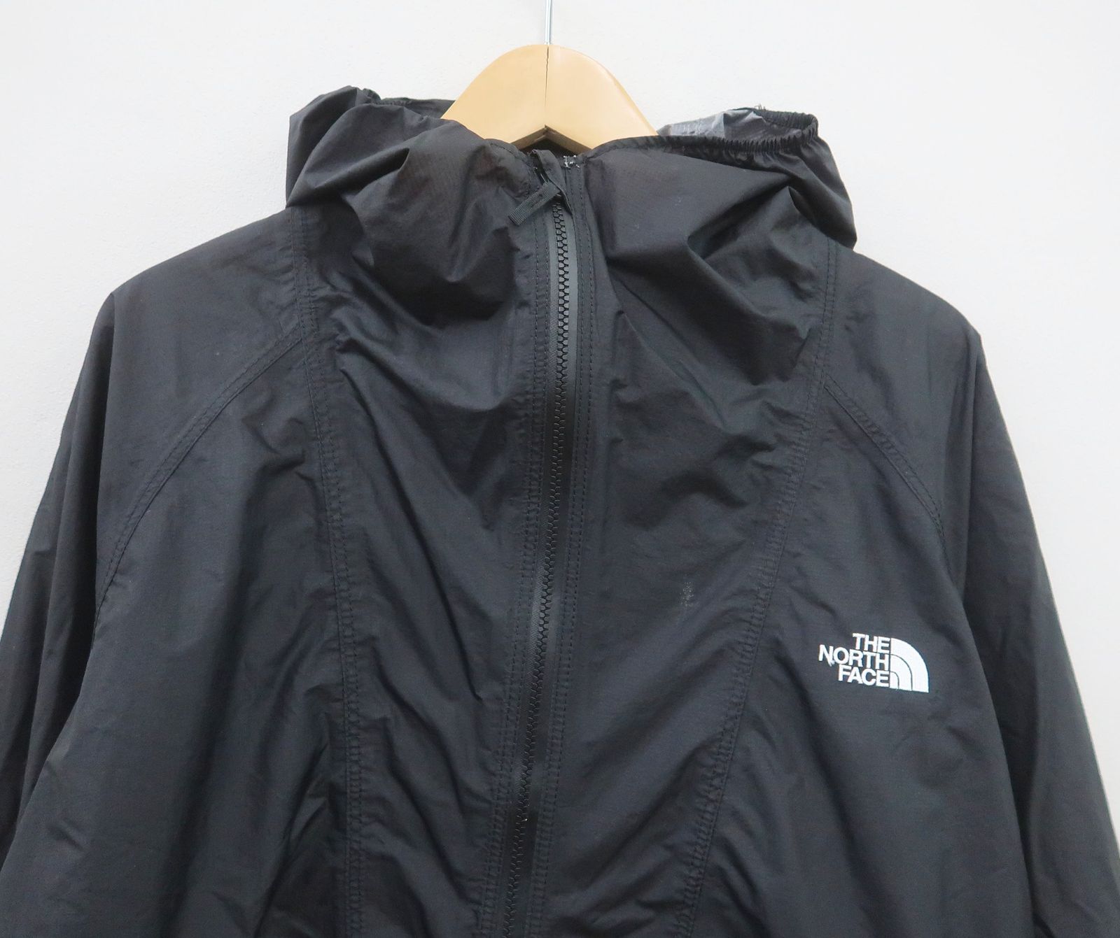 NP12290 フリーランストリームジャケット