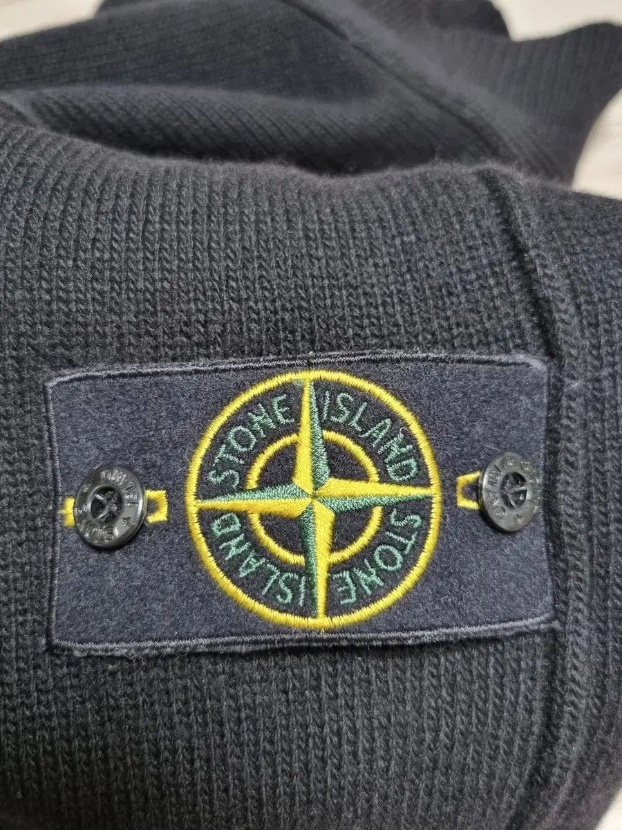 ストーンアイランド ニット