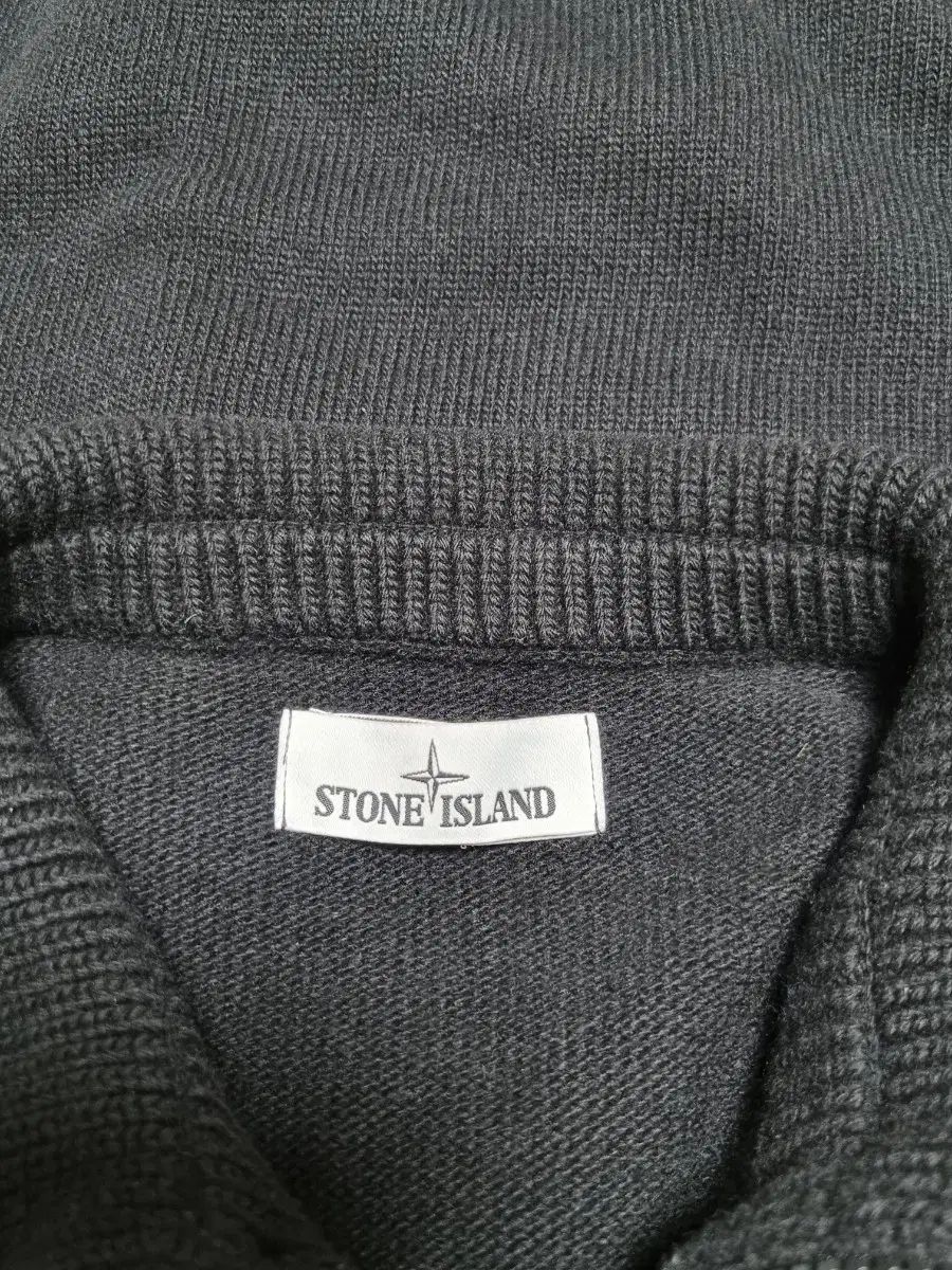 STONE ISLAND