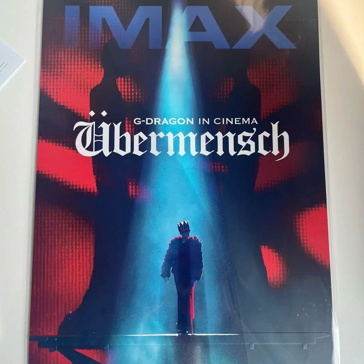 G-DRAGON フォトポスター 👑 Are you ready to experience G-Dragon across three screens