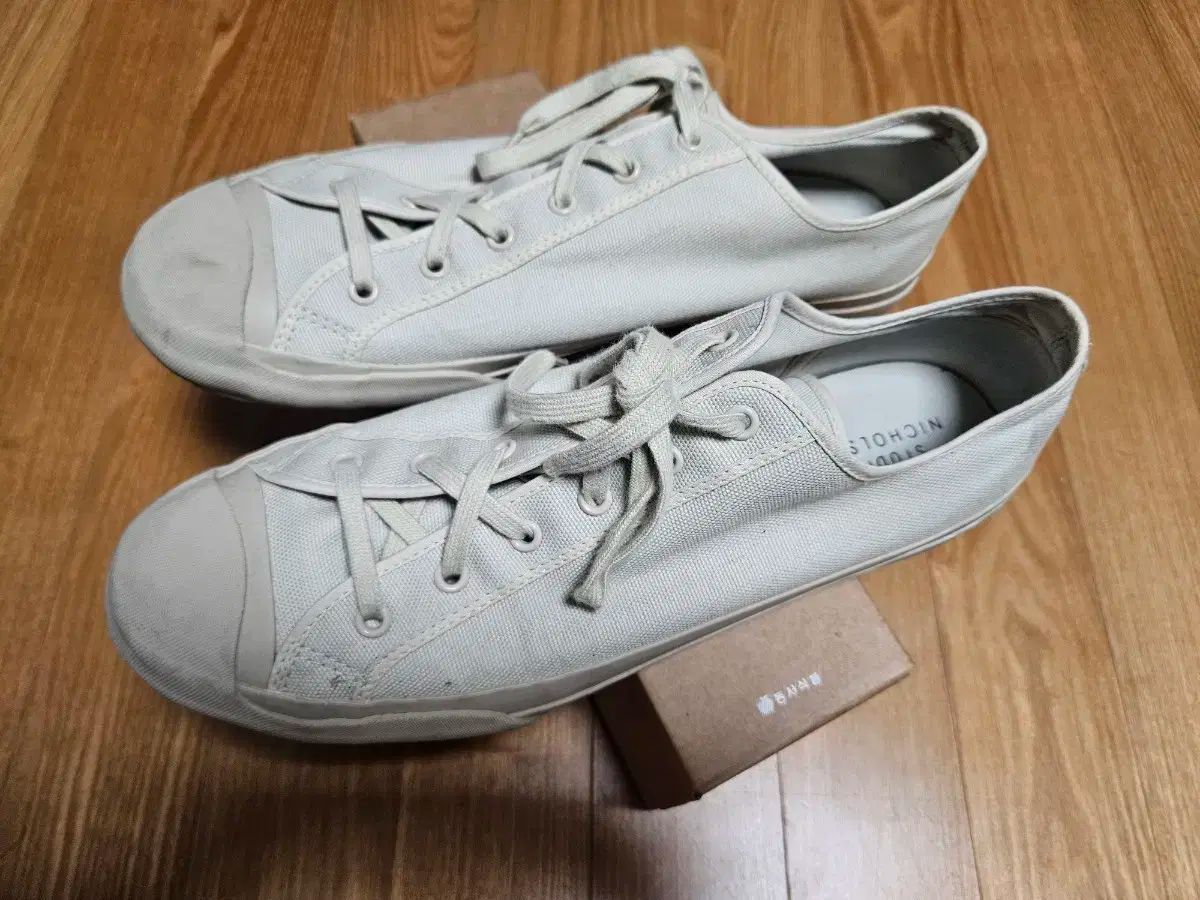 ムーンスター x スタジオ ニコルソン ドーブ 270