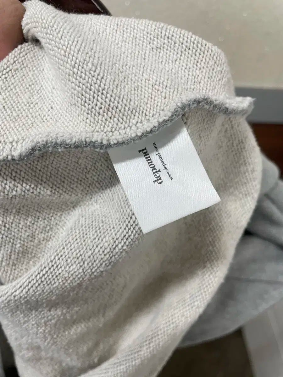  ディパウンド フードジップアップ パーカー トップス