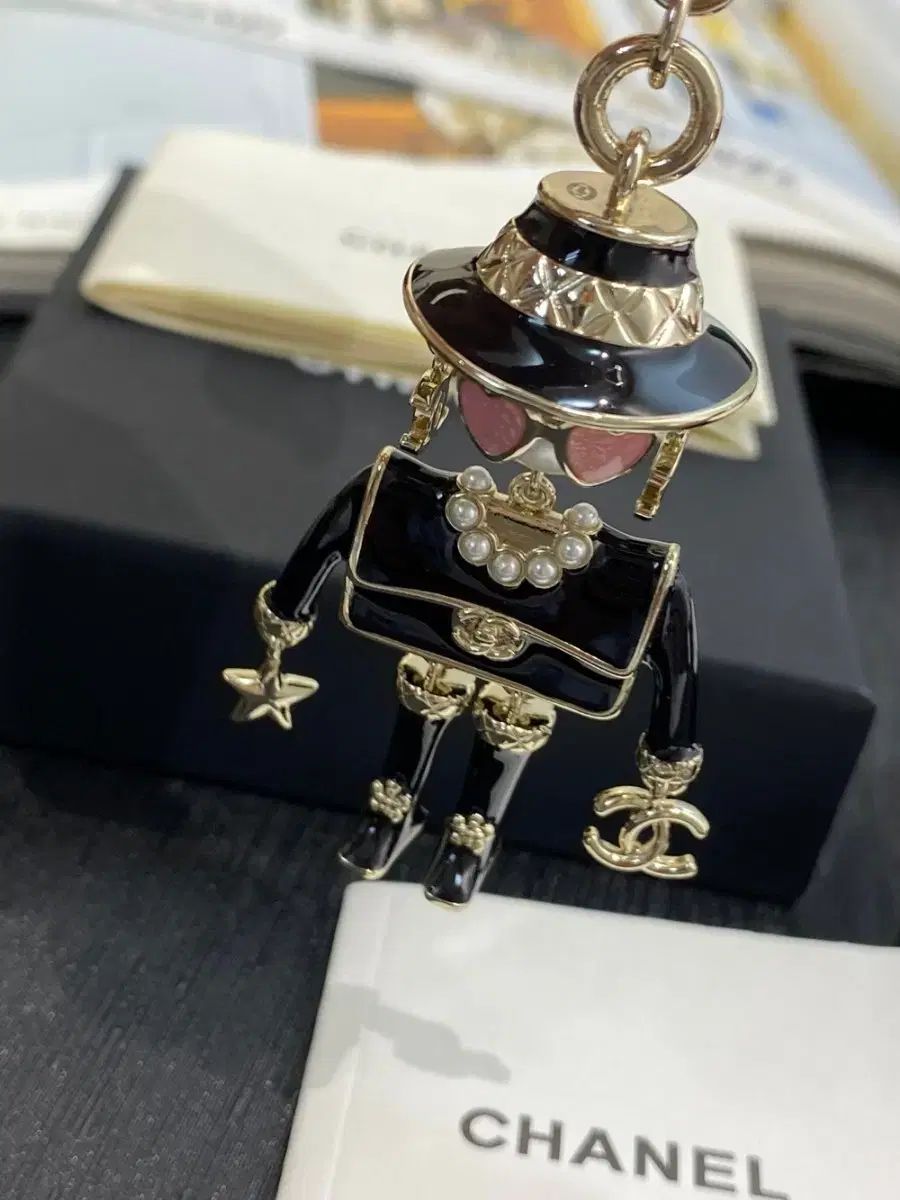 チャンネル 九井 一 人気 キーホルダー バッグチャーム