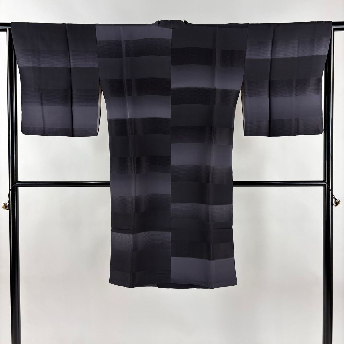 道行 身丈109 5 cm 裄丈65 M 和装コート 千代田衿 段縞 黒 正絹