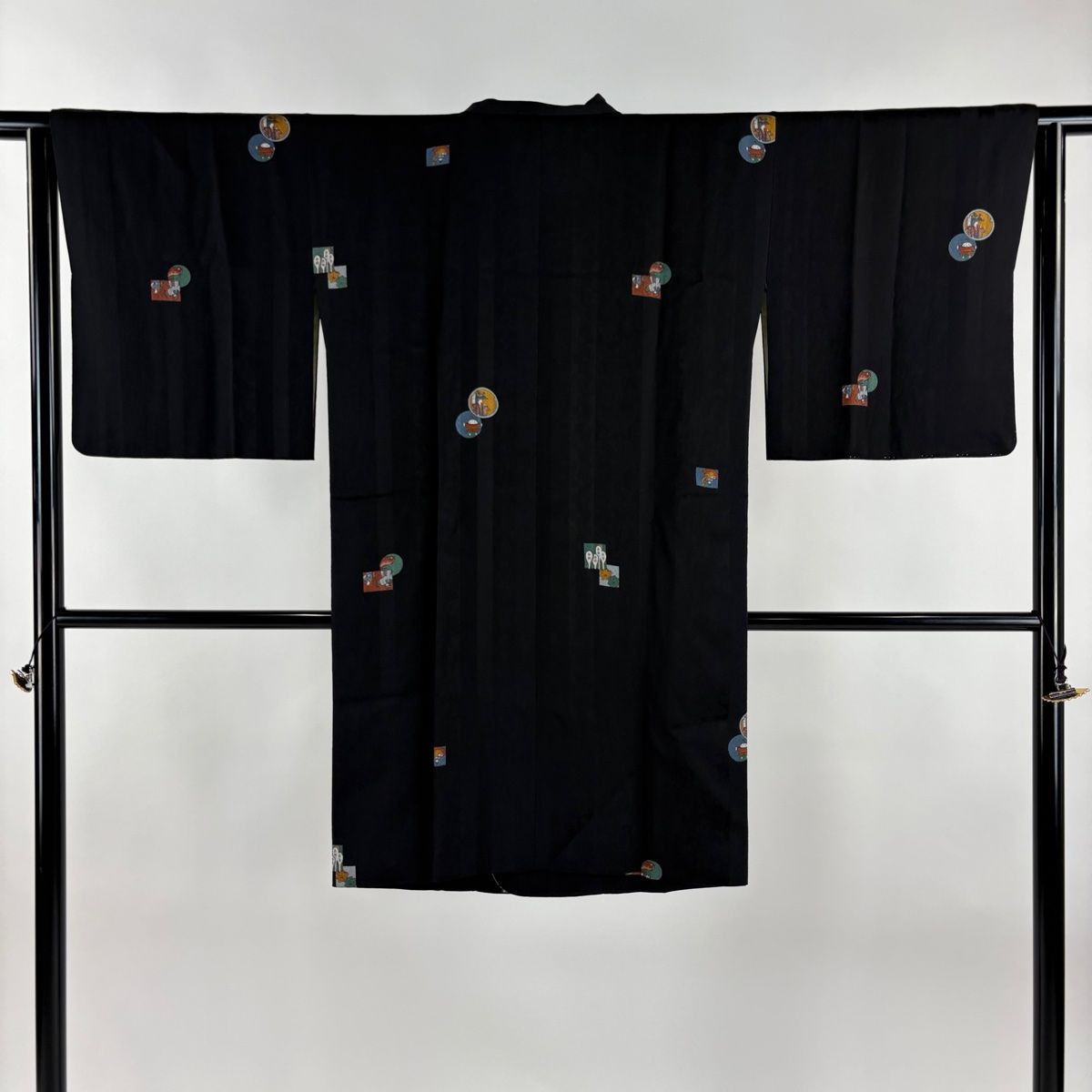 道行 身丈100.5cm 裄丈64cm M 和装コート へちま衿 人物 楓 黒 正絹 名品