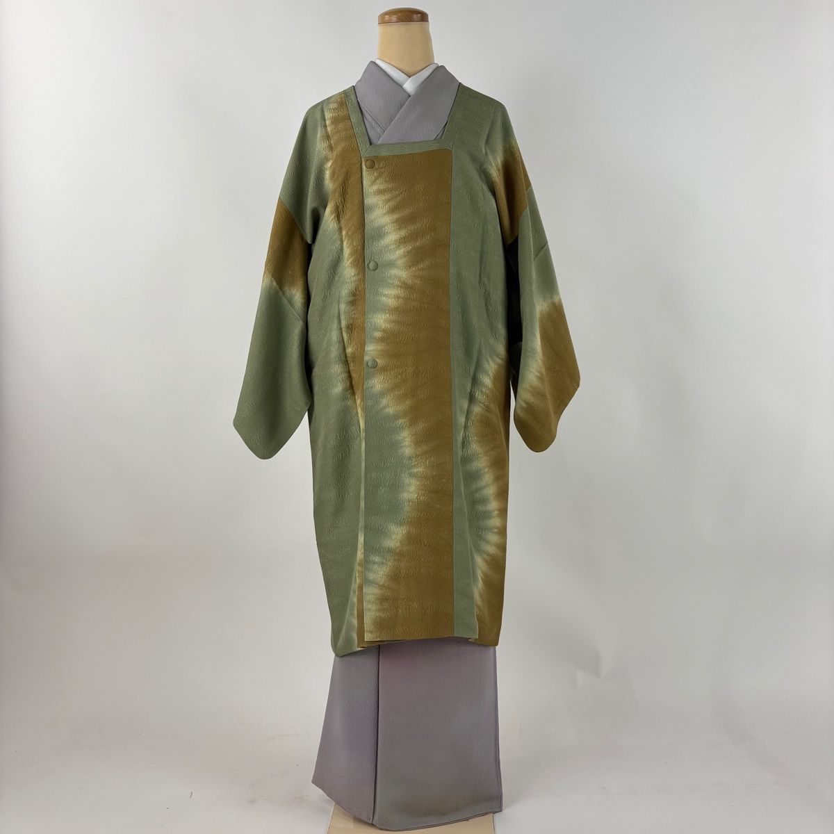 道行 身丈105.5cm 裄丈63cm S 和装コート 角衿 落款 幾何学模様 灰緑 正絹 名品
