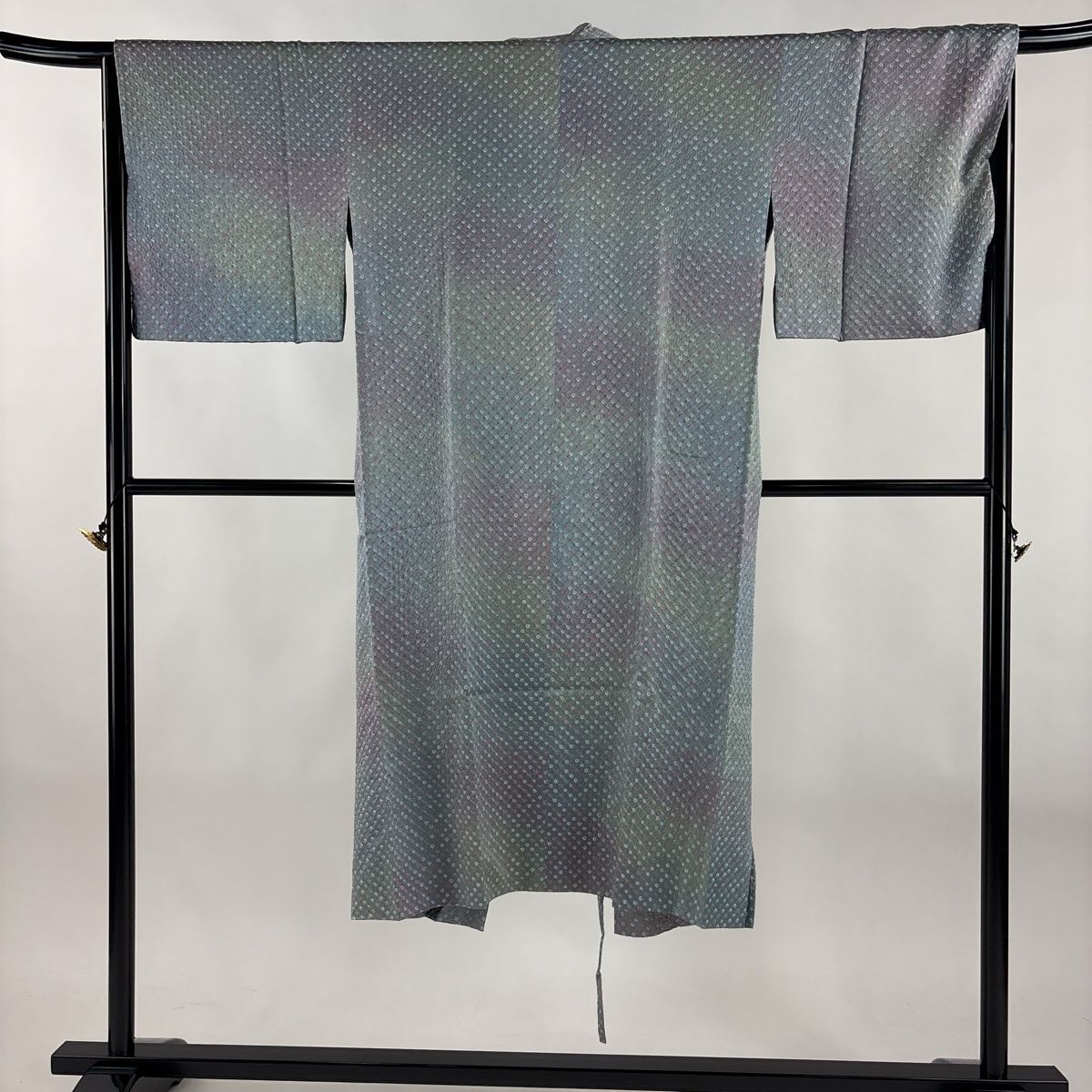 道中着 身丈128.5cm 裄丈65.5cm M 和装コート 着物衿 幾何学 絞り ぼかし 青灰色 正絹 名品
