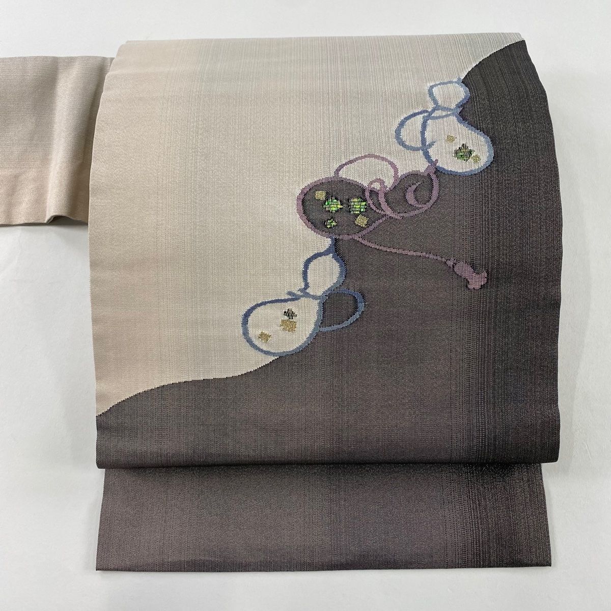 名古屋帯 秀品 ひょうたん 箔 金糸 濃紫 正絹