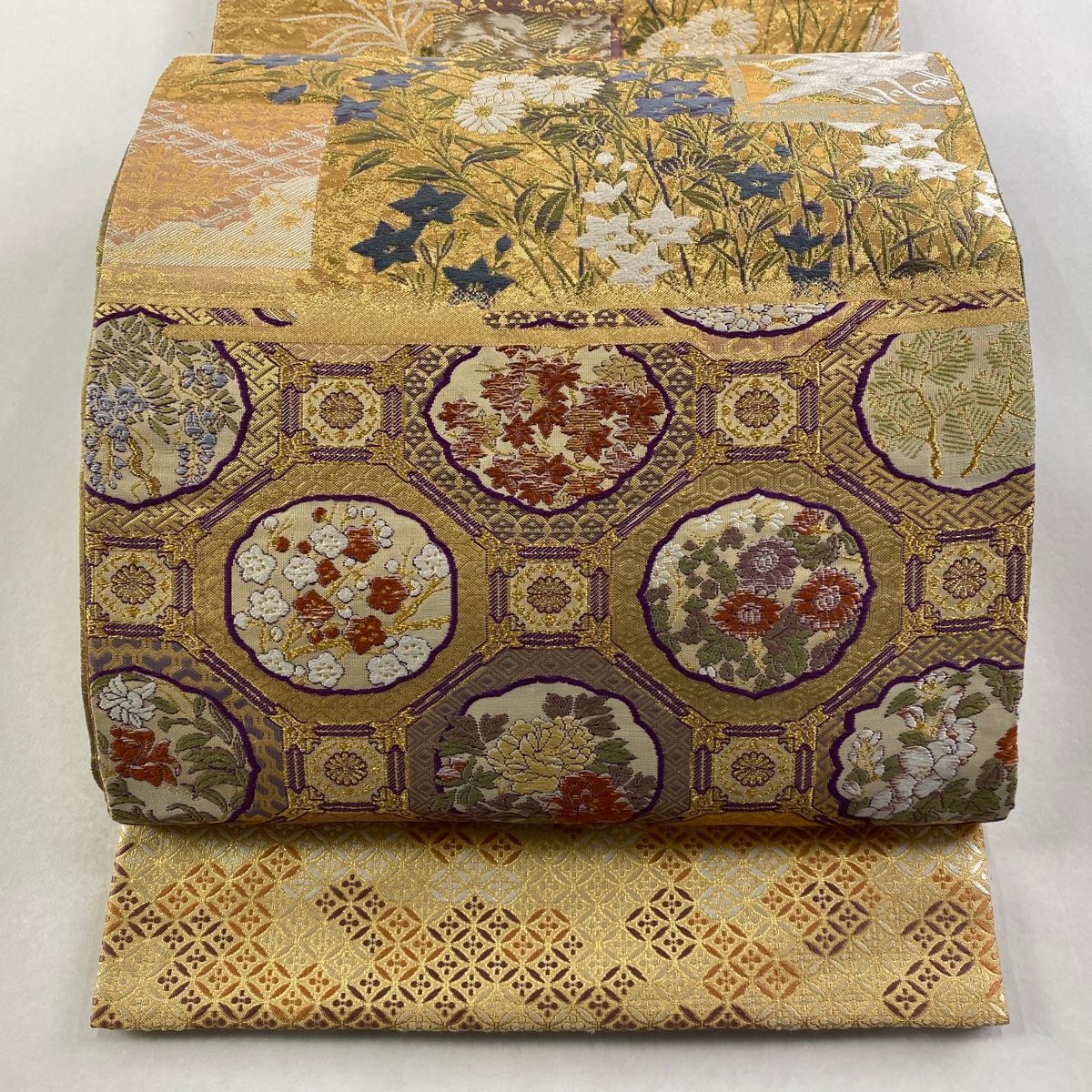 美品】 袋帯 秀品 草花 鶴 金糸 刺繍 金色 六通 正絹 【中古】 - メルカリ