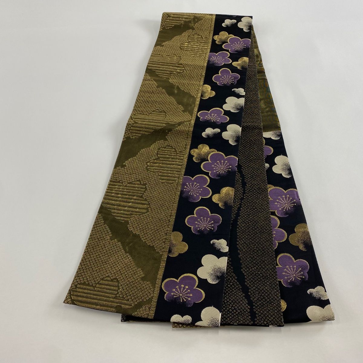 袋帯 秀品 やまと 梅 桜 金糸 刺繍 金茶 六通 正絹 【中古】 - メルカリ