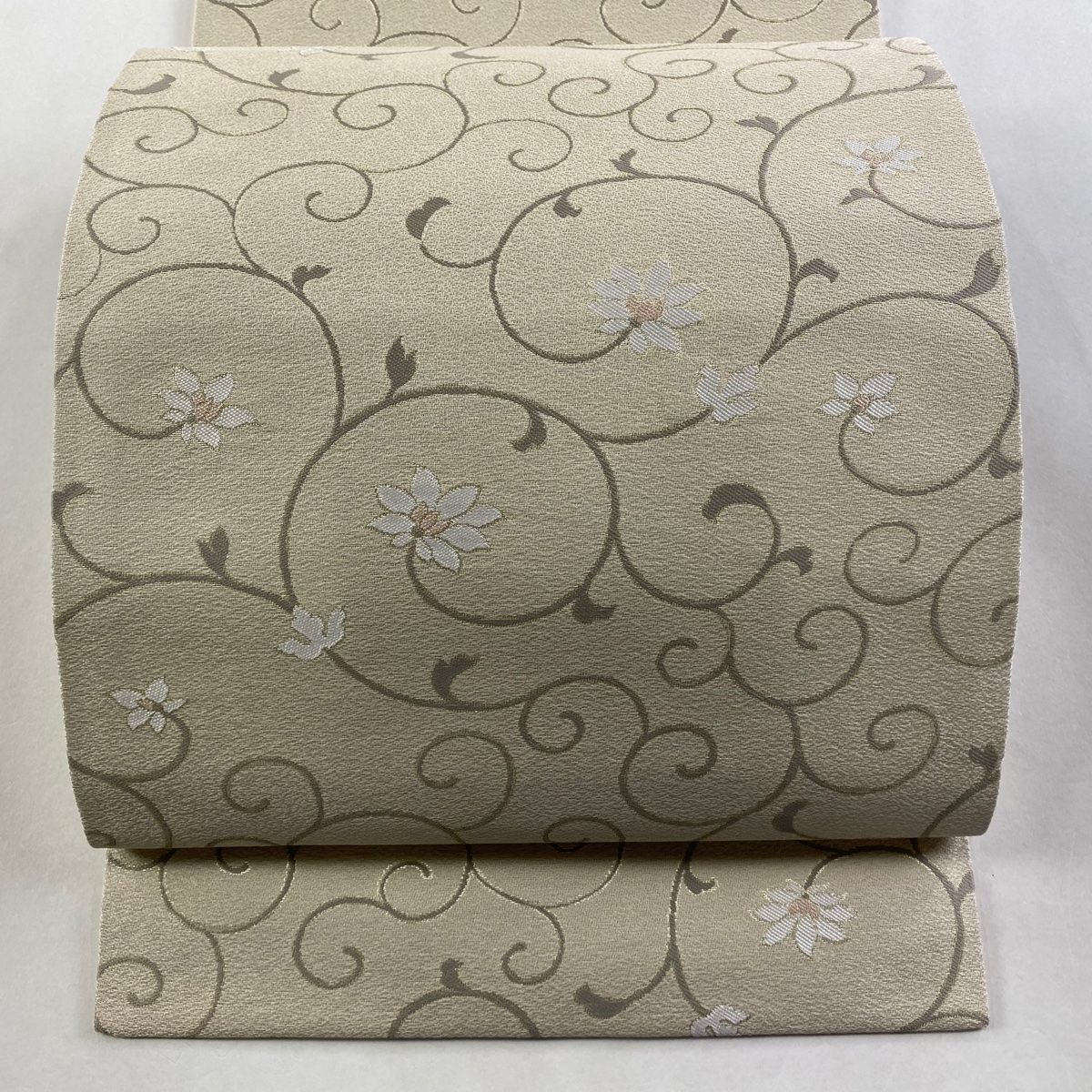 名古屋帯 名品 八寸名古屋帯 松葉仕立て 花唐草 箔 ベージュ 正絹